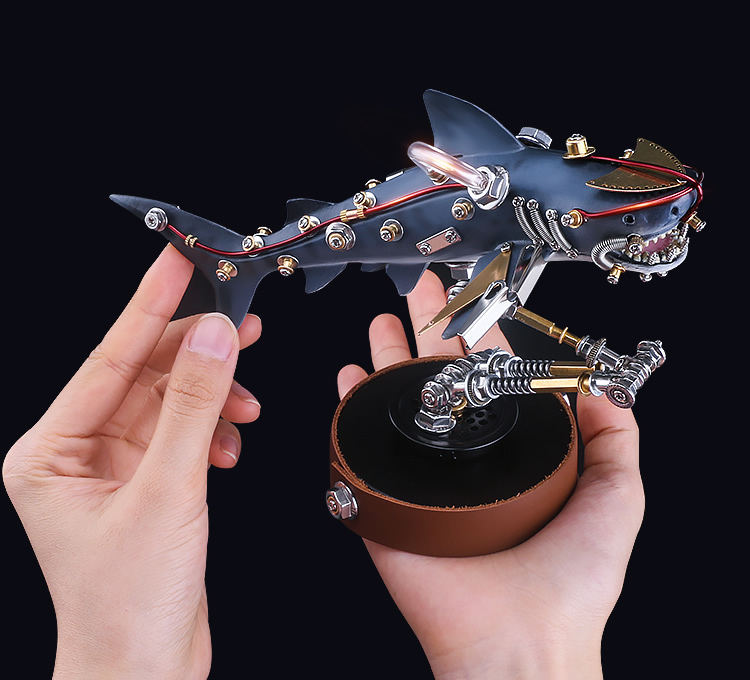 Classic DIY Hand-Assembled Mechanical Shark Collection Ornaments