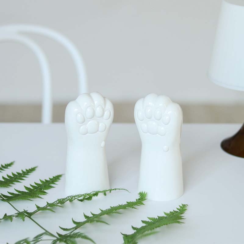 Creative White Ceramic Cat Claw Desktop Small Vase