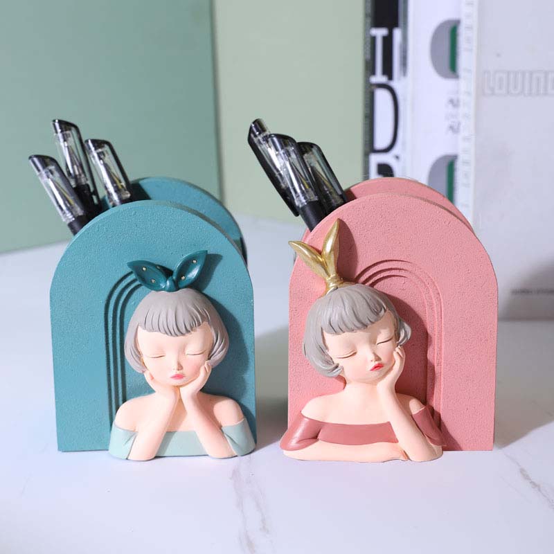 Cute Cartoon Girl Desktop Organize Pen Holder