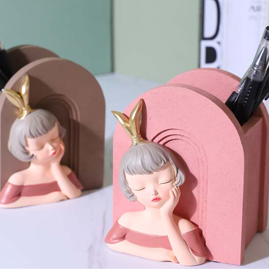 Cute Cartoon Girl Desktop Organize Pen Holder