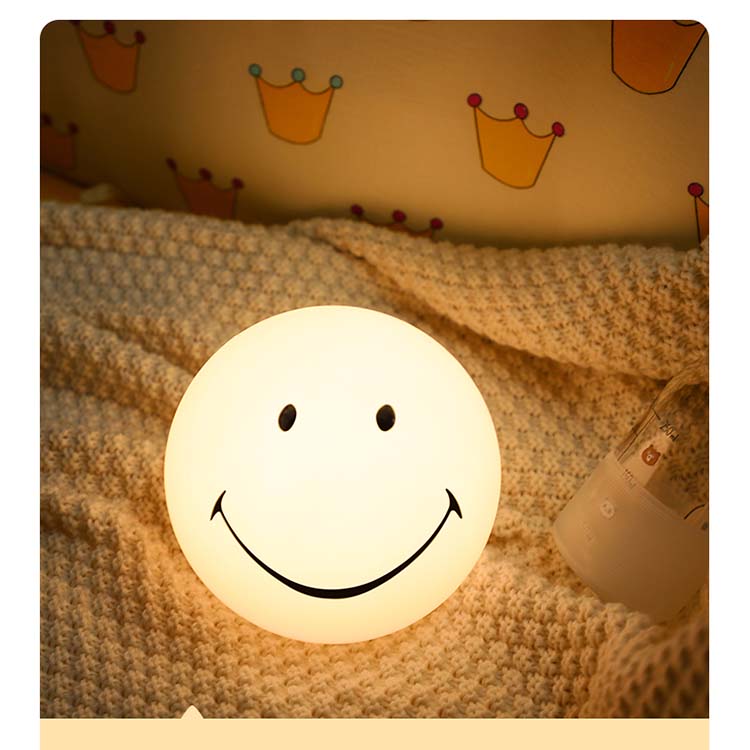 Happy Cartoon Smiley LED Night Light